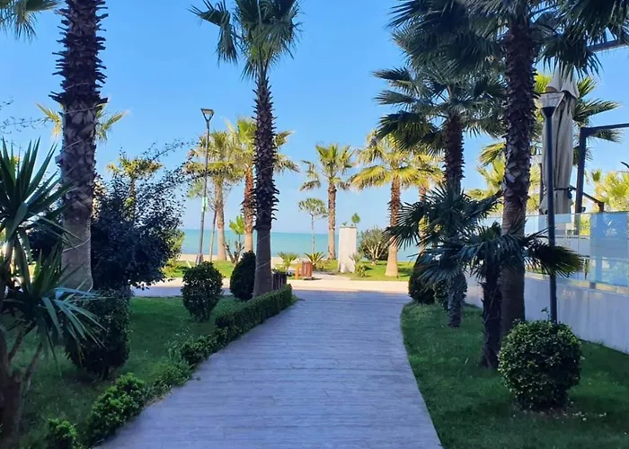 Erli's * Golem (Tirana)