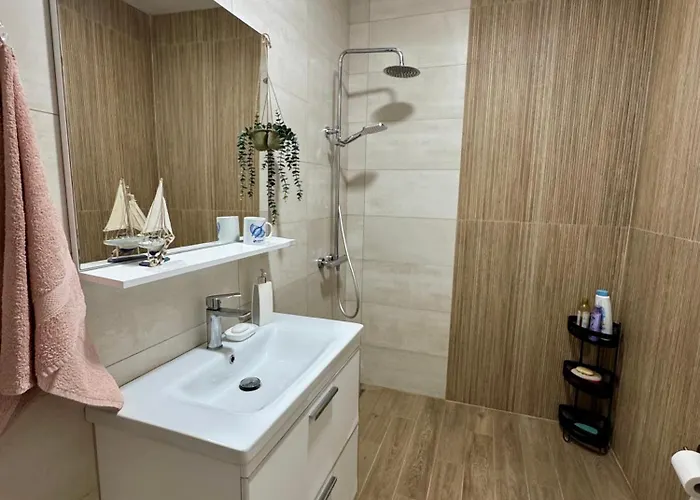 Erli's Golem (Tirana)